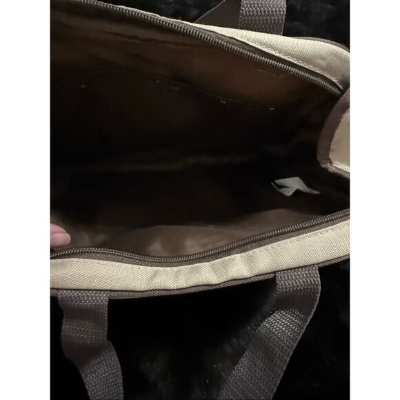 Rare HTF Pooh & Friends Crossbody Bag Purse Winnie Piglet Disney Store - Picture 5 of 5